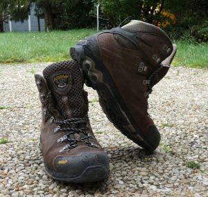 équipement chaussures de randonnée